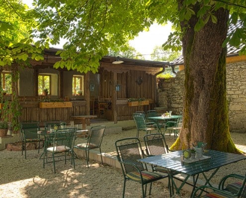 Hammerwirt Gastgarten - das Highlight im Sommer in Oberalm, Hallein und Salzburg